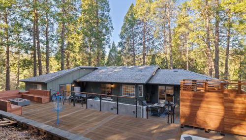 Luxury Mountain Escape Sleeps 25 - Sauna, Hot Tub, Fire Pits - 5 Star Amenities - Foto 2