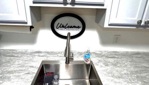 NEW - Mins to Hospitals - Manchester - Derry - Nashua - Concord - Queen Bed - Foto 4, Other