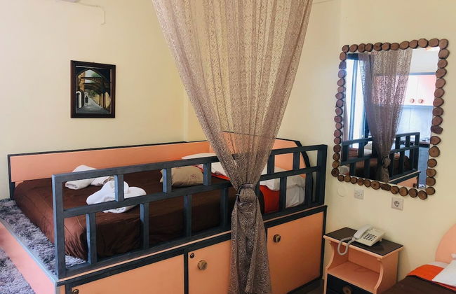 Takis Hotel - Photo 36