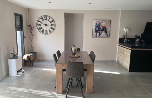 Serignan villa moderne avec piscine - Foto 14