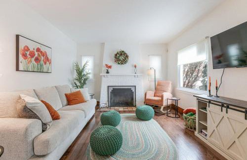 Stylish 3br Cozy Home 10min Drive from ND! - Foto 16