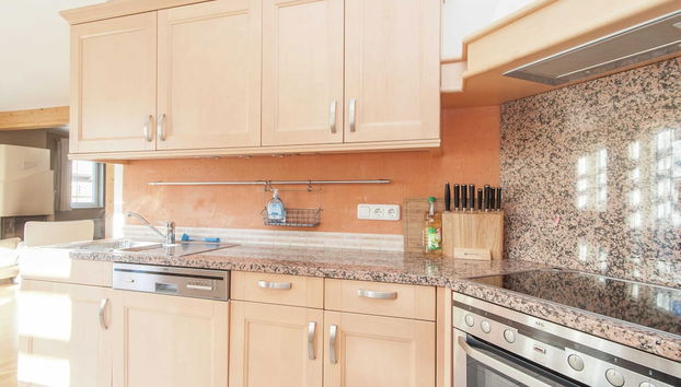 Lovely Chalet in Sankt Margarethen im Lungau near Ski Lift - Photo 5, Private kitchen