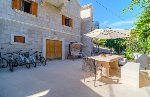 Luxury Stone Villa Nevija with heated pool - Photo 11