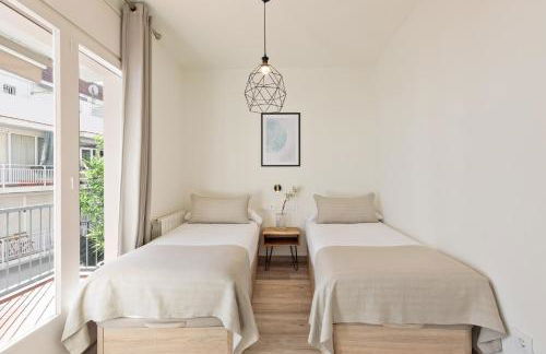 Sitges Group Blue and White - Foto 90