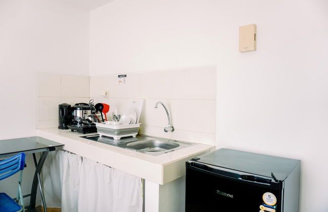 Nice And Comfy Studio At Ambassade Kuningan Apartment - Foto 7
