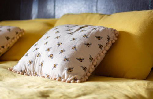 Cosy 2-BDR Apartment & 15 minutes to Edinburgh by train & Free Parking - Foto 20