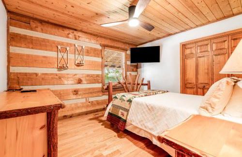 Spacious Serene Cabin Sleep 14 Pool Hot Tub Games - Foto 17