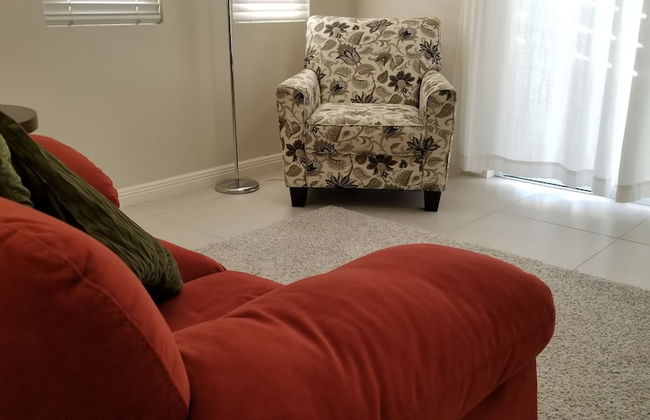 New Kingston Guest Apartment at Eight - Foto 16