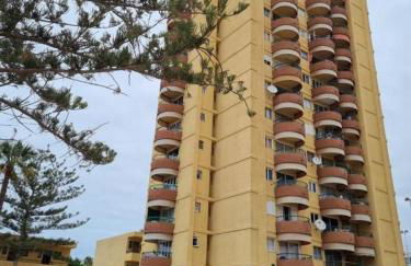 Torres del Sol 11th floor Atlantic view - Las Americas - Photo 25