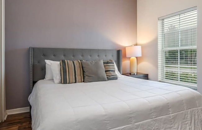 Remodeled Gem - Comfort and Location - Foto 15