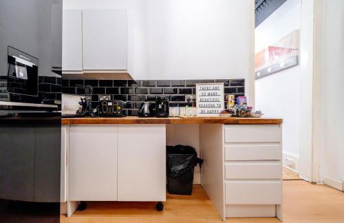Monty's Residence - 8 Guests 7 Beds City Centre - Foto 24