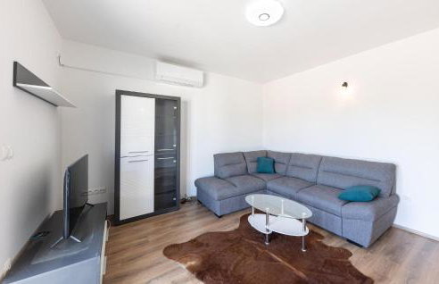 Gorgeous Home In Muc Gornji - Photo 8