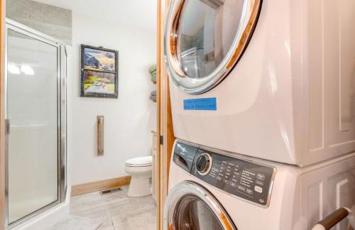 Sawyers Cabin with Hot Tub in Blue Ridge Mtns! - Foto 12