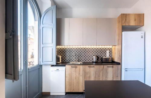 Spacious Penthouse with Massive Terrace - Photo 17