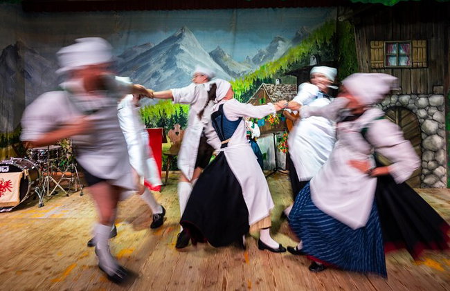 Entrada para espectáculos populares tiroleses en Innsbruck - Foto 10