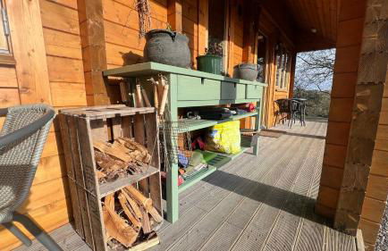 APPLE Cabin - Little Log Cabin in Wales - Photo 20