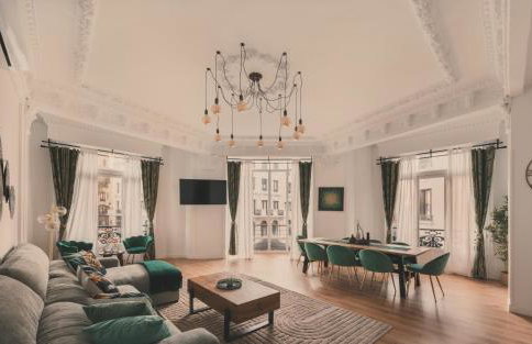 8 rooms, 6 bathrooms over Gran Via Street - Foto 1