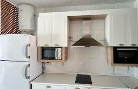 Studio with pool and sunrise view at 10 min beach walk - Foto 19