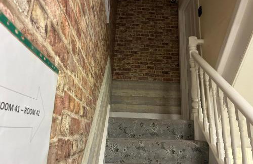 By-the-Beach, Sea view 2 bedroom Loft Studio Apartment & Free Parking - Foto 21