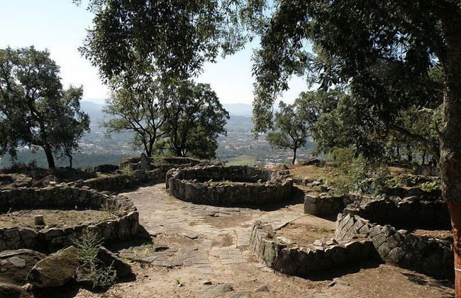 Private Modern Home, Fully Equipped, Near Historic Braga Centre - Photo 45