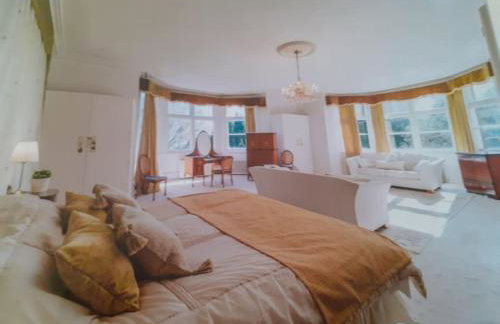 Home of author of the famous Jungle Book - Foto 4