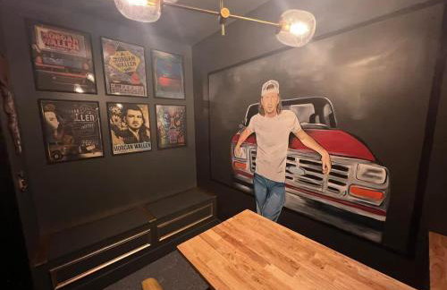 Muse- Morgan Wallen Speakeasy and Giant Balcony - Foto 38