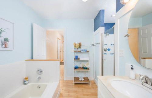 Downtown 2BR Home - Lawrence University College Ave - Foto 10