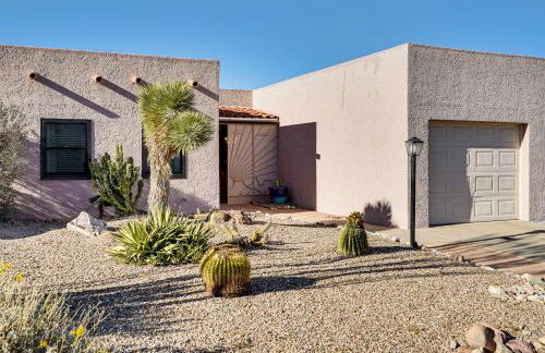 Tranquil Green Valley Home with Screened Porch - Foto 23