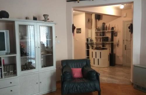 Nea Augousta - Foto 14