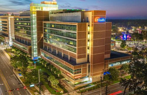 Luxe One Bedroom Apartment with Balcony - Foto 26