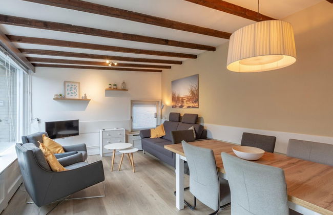 Radiant Bungalow With Patio at Duinland - Foto 38