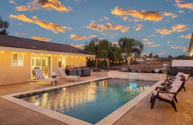 Bordeaux by Avantstay Private Pool, Hot Tub & Game Room Near Temecula - Foto 1