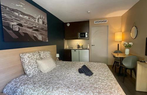 STUDIO PRADO PLAGE PISCINE TERRASSE - Foto 28