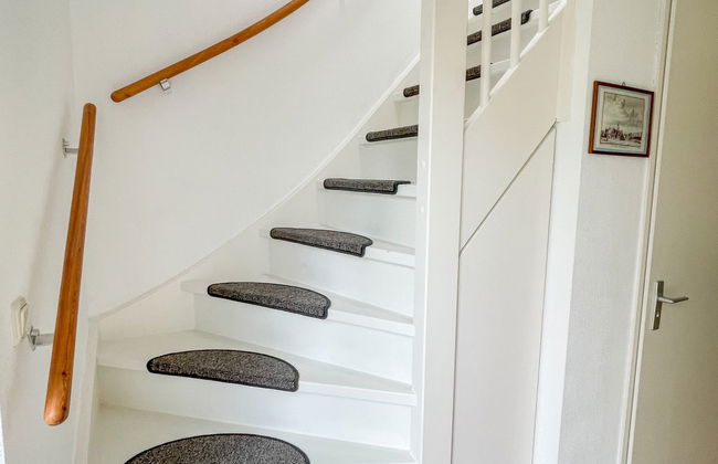 4 bedroom House in Zonnemaire with garden - Photo 16