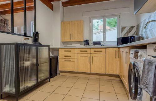 Maison avec parking à 10min du centre-ville à pied - Foto 12