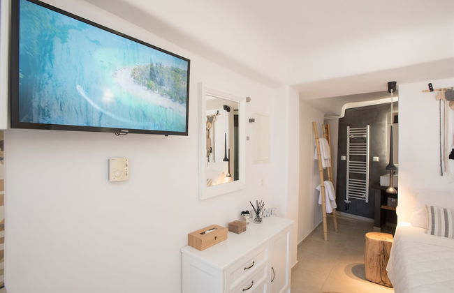 Mykonos Dot Apartments - Photo 62