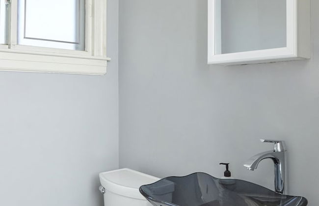 Prime Location! 5BR in Quaint Neighborhood! - Foto 15