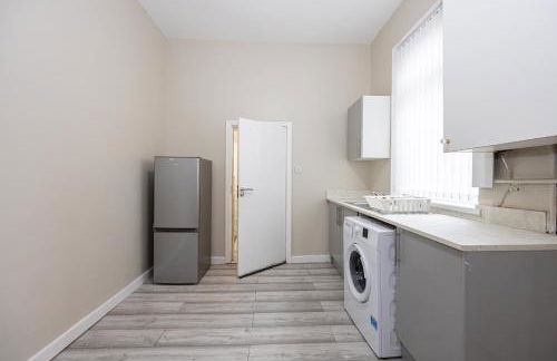 Modern 3BR House in Manchester, Ideal for Families, Sleeps 7 - Foto 26