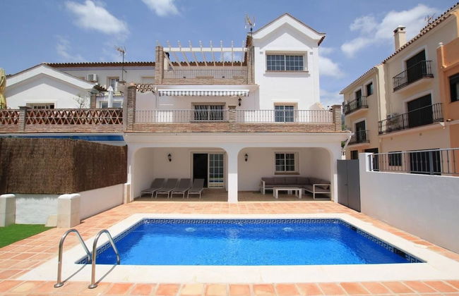 Benahavis Village House Sleeps 8 - Photo 1