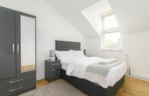 Modern Retreat - 3 Beds - Parking - Wifi - 15 mins to tube - Foto 8