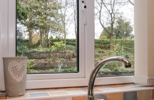 Cream Door Cottage - Photo 14