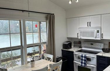 Private Lakefront Dock Firepit Yard Games - Foto 37