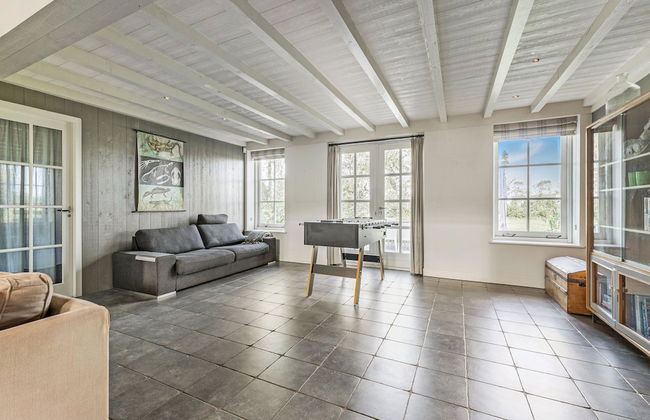 Spacious Holiday Home De Pauwenhof - Photo 24