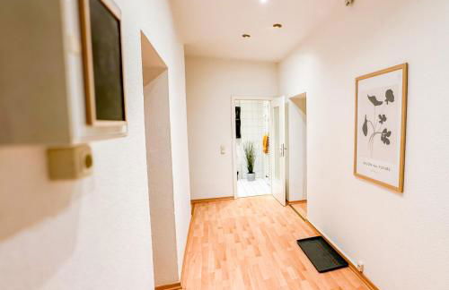 Geräumig, Ruhig, Küche & kostenlos parken - Foto 1