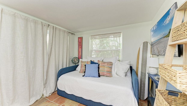 Meant to Bee on AMI managed by Beach Retreats - Foto 4, Habitación