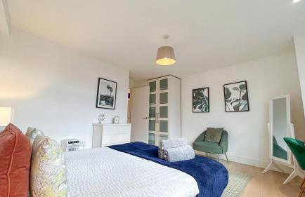 Modern 3-Bedroom flat in St Johns Wood near Marylebone & Regents Park with Balcony - Photo 24