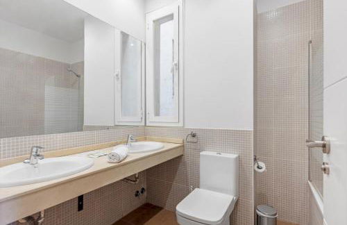 4 bedrooms 2 bathrooms furnished - Salamanca - refurbished - MintyStay - Photo 21