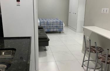 AP Perto do Aeroporto com Ar C, simples e confortável - Foto 3