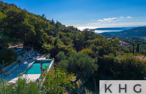 Anti-Pera Cottage with private pool in Dilinata village! - Foto 1