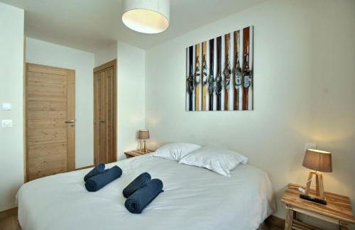 ARC 1600, LE RIDGE, Appartement 10 personnes Duplex Vue Montagne - ski aux pieds - Sauna, Hammam, Piscine, Salle de salle de sport-fitness - Foto 25